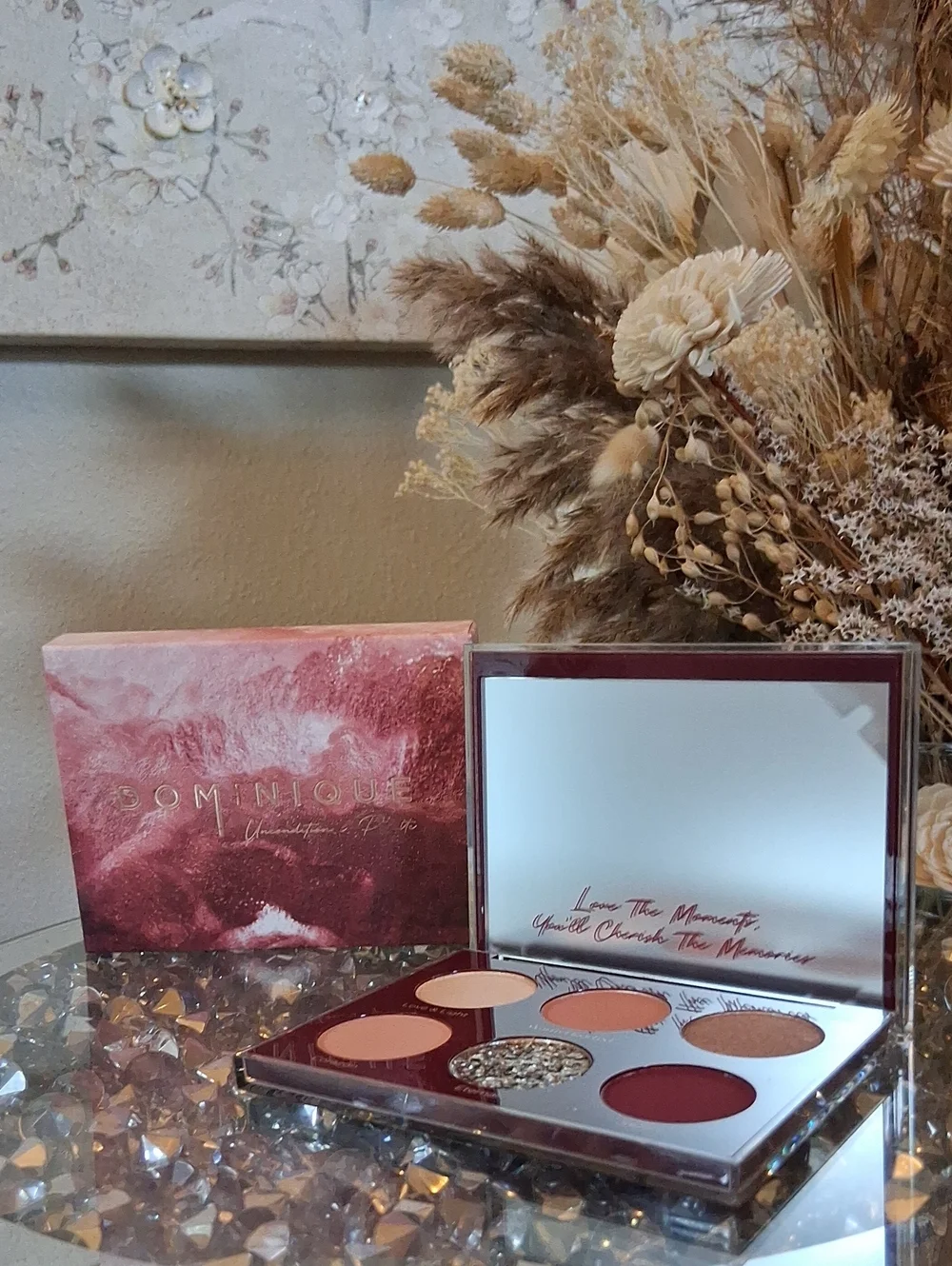 New Women's Dominique Cosmetics Unconditional Eyeshadow Palette Makeup